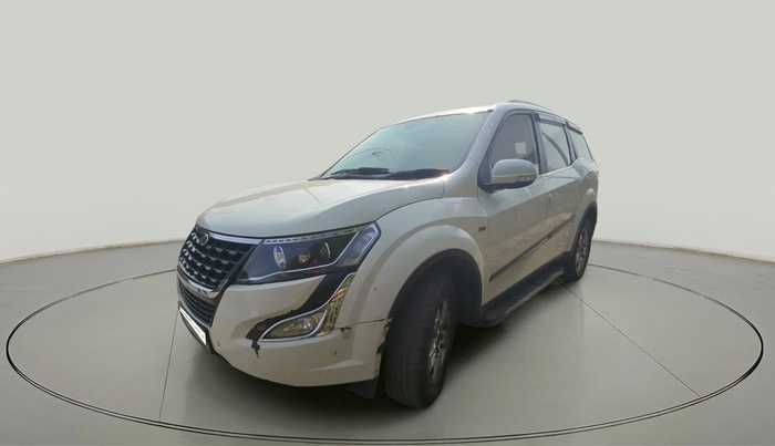 2011 Mahindra XUV500 W8, Diesel, Manual, 2,40,940 km, exterior