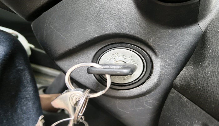 2013 Renault Pulse RXE PETROL, Petrol, Manual, 50,095 km, interior