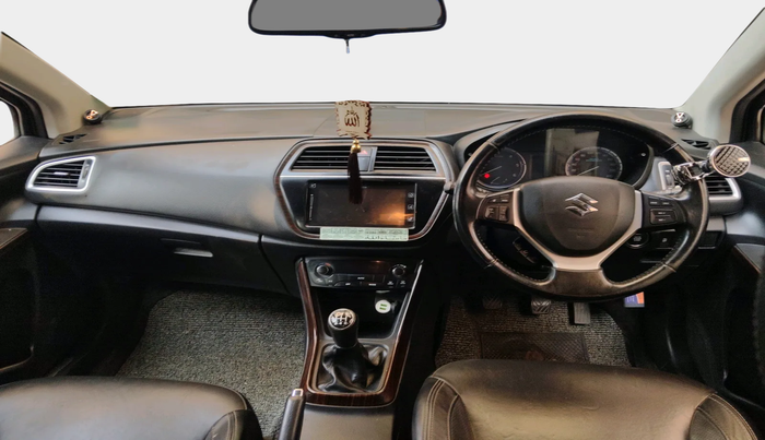 2019 Maruti S Cross ALPHA 1.3, Diesel, Manual, 94,000 km, interior