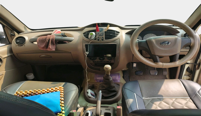 2013 Mahindra Xylo H4 BS IV, Diesel, Manual, 1,22,867 km, interior