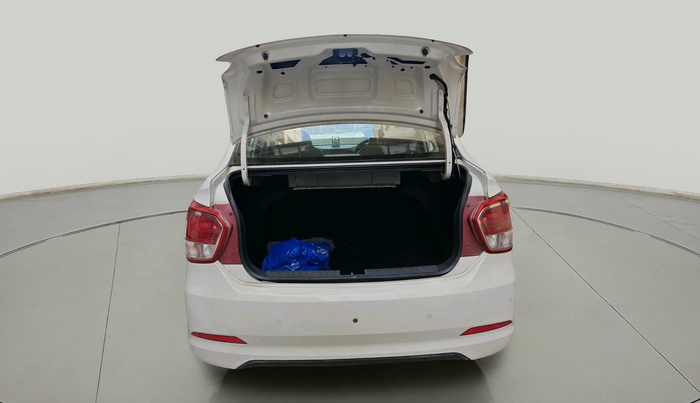 2015 Hyundai Xcent S 1.2, Petrol, Manual, 55,501 km, exterior