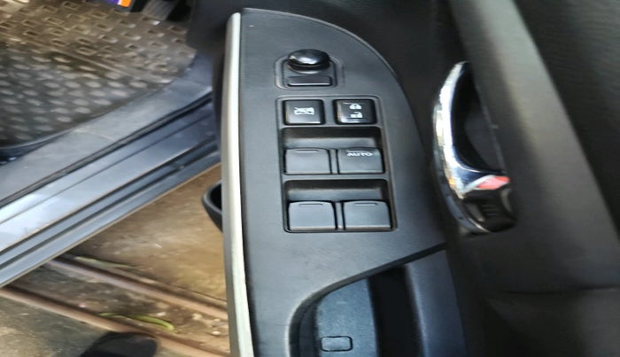 2016 Maruti S Cross ZETA 1.3, Diesel, Manual, 1,10,882 km, interior