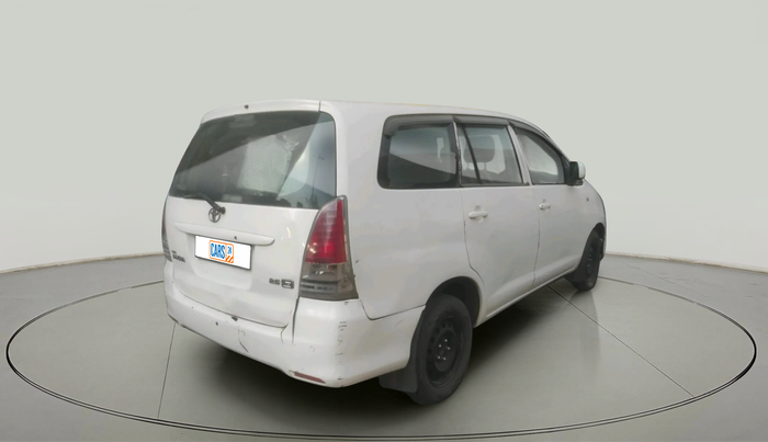 2011 Toyota Innova G1 2.5, Diesel, Manual, 2,21,977 km, exterior