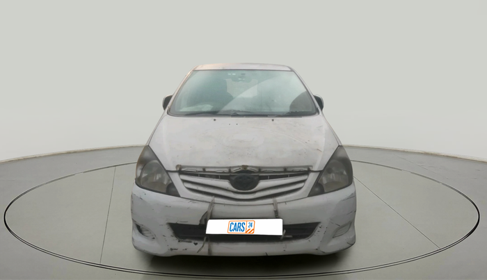 2011 Toyota Innova G1 2.5, Diesel, Manual, 2,21,977 km, exterior