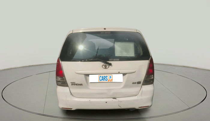 2011 Toyota Innova G1 2.5, Diesel, Manual, 2,21,977 km, exterior