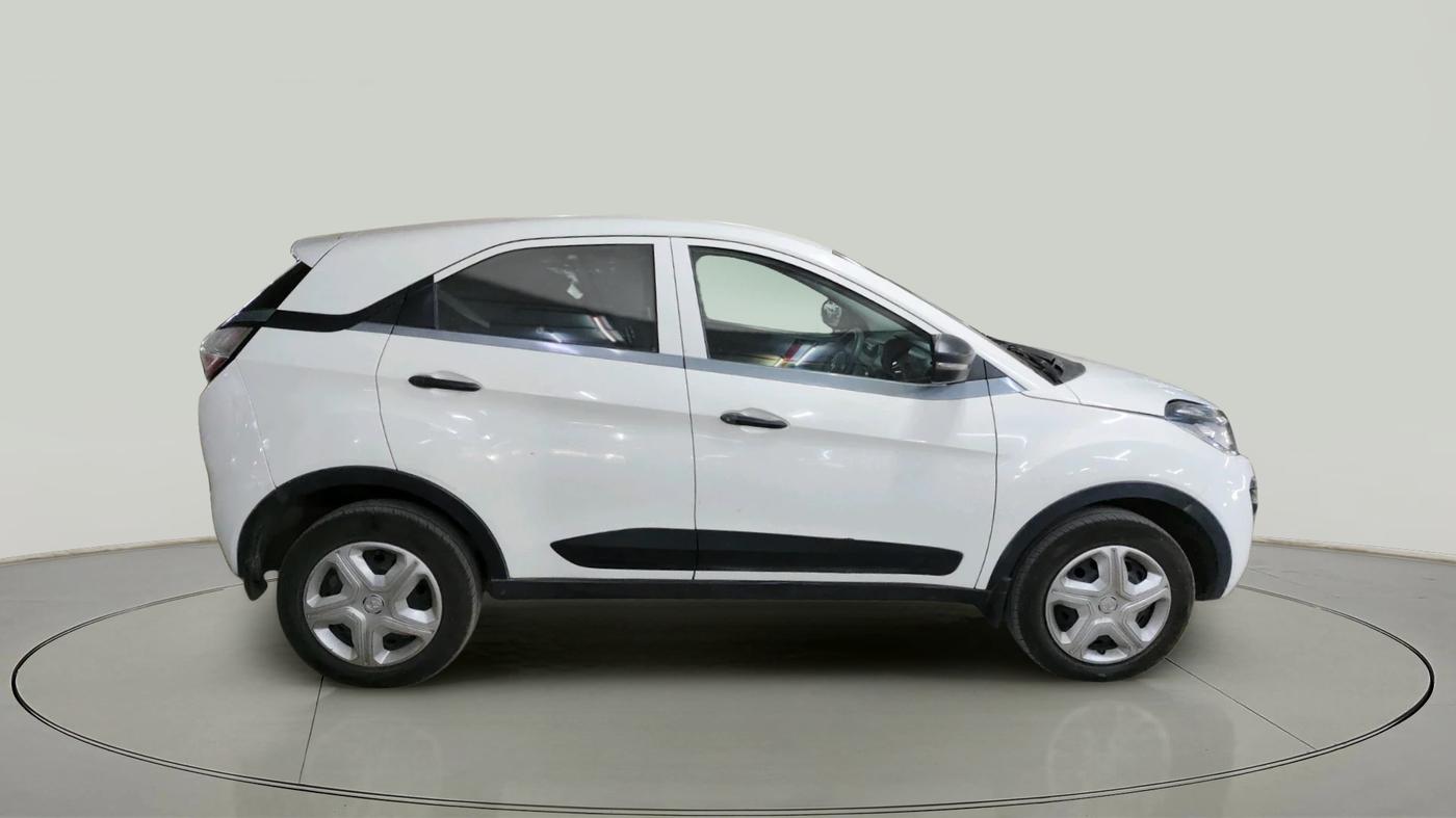 2018 Tata NEXON XE PETROL, Petrol, Manual, 56,534 km, exterior