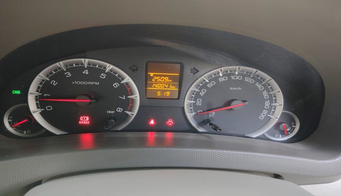 2017 Maruti Ertiga VXI CNG, Petrol, Manual, 1,40,041 km, interior
