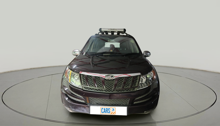 2015 Mahindra XUV500 W8, Diesel, Manual, 1,09,465 km, exterior