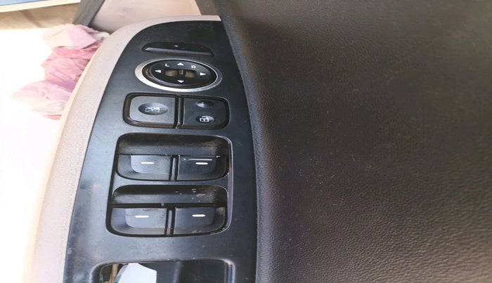 2014 Hyundai Xcent SX AT 1.2 (O), Petrol, Automatic, 1,39,450 km, interior