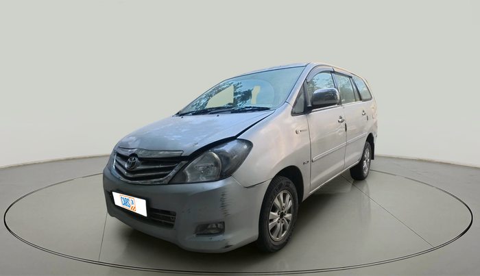 2010 Toyota Innova V 2.5 7 STR, Diesel, Manual, 2,52,822 km, exterior