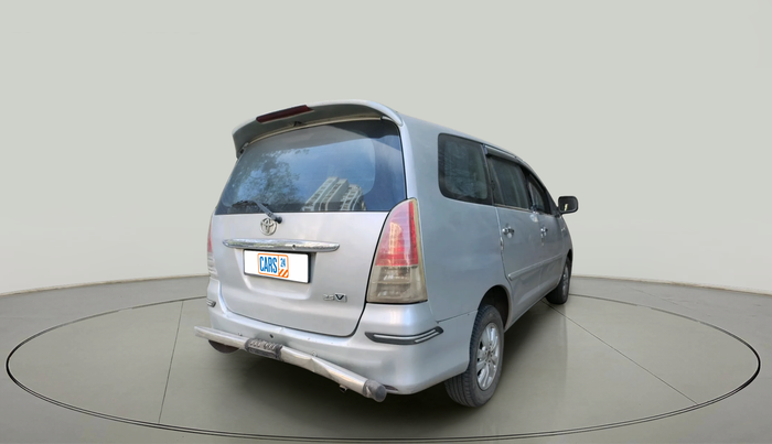 2010 Toyota Innova V 2.5 7 STR, Diesel, Manual, 2,52,822 km, exterior