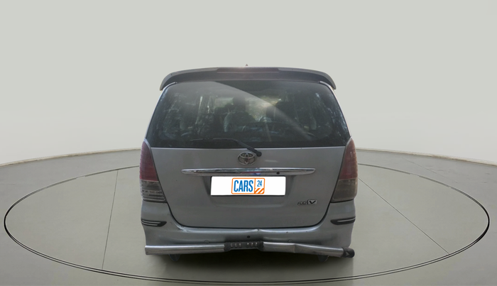 2010 Toyota Innova V 2.5 7 STR, Diesel, Manual, 2,52,822 km, exterior