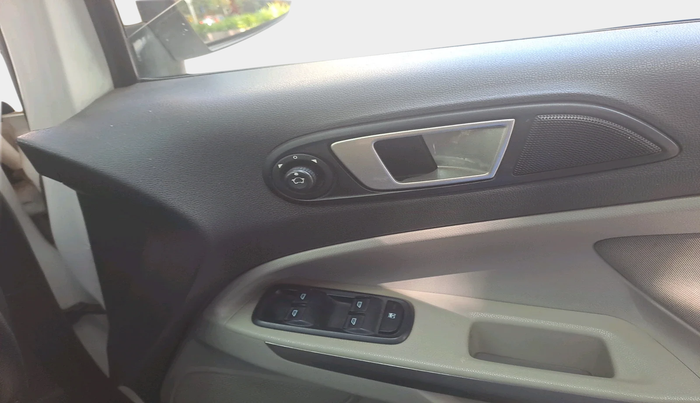 2015 Ford Ecosport TITANIUM 1.5L PETROL, CNG, Manual, 65,965 km, interior