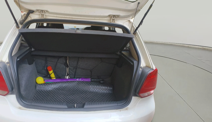 2011 Volkswagen Polo HIGHLINE1.2L, Petrol, Manual, 1,27,718 km, exterior