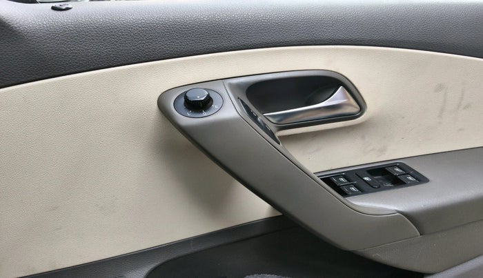 2012 Volkswagen Vento HIGHLINE DIESEL 1.6, Diesel, Manual, 47,807 km, interior