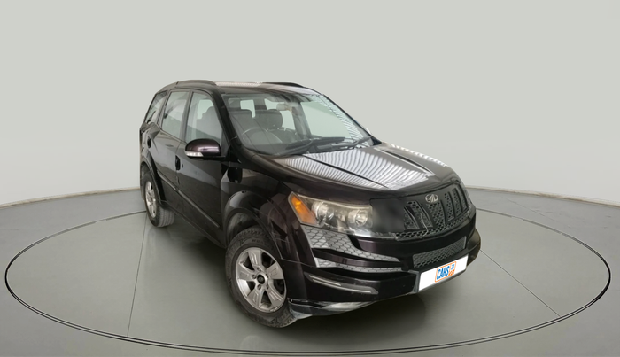 2014 Mahindra XUV500 W8, Diesel, Manual, 1,04,074 km, exterior
