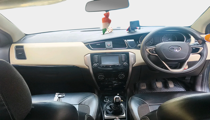 2016 Tata Zest XT PETROL, Petrol, Manual, 40,573 km, interior
