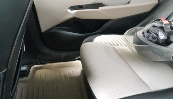 2017 Hyundai Verna 1.6 VTVT SX, Petrol, Manual, 80,630 km, interior