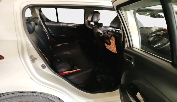 2014 Maruti Swift VXI, Petrol, Manual, 94,804 km, interior
