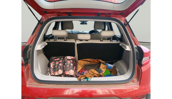 2021 Mahindra XUV300 W8 1.5 DIESEL AMT, Diesel, Automatic, 32,566 km, exterior