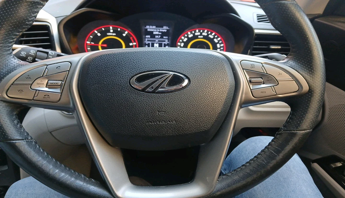 2021 Mahindra XUV300 W8 1.5 DIESEL AMT, Diesel, Automatic, 32,566 km, interior