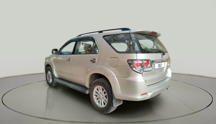 2012 Toyota Fortuner 3.0 4X2 MT, Diesel, Manual, 1,95,764 km, exterior