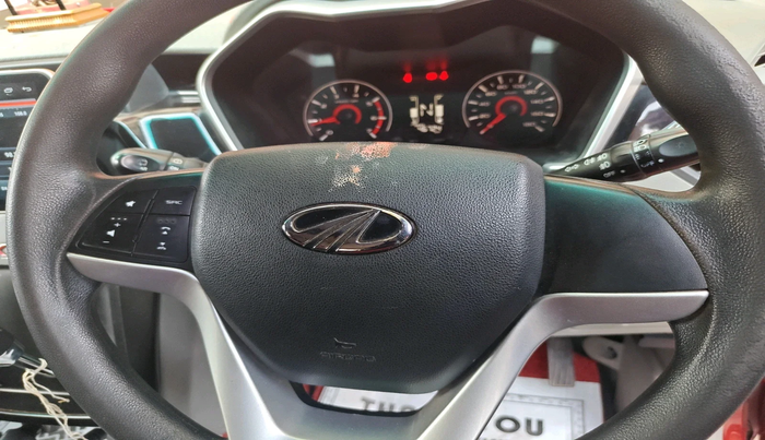 2016 Mahindra Kuv100 K8 5 STR, Petrol, Manual, 46,724 km, interior