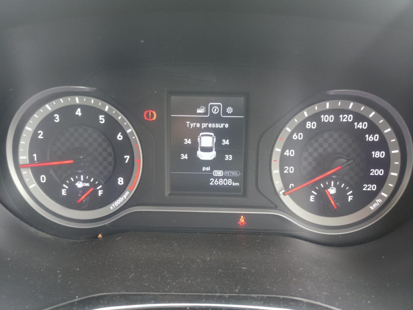 2024 Hyundai AURA SX 1.2 CNG, Petrol, Manual, 28,000 km, interior