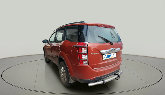 2016 Mahindra XUV500 W10, Diesel, Manual, 1,82,974 km, exterior