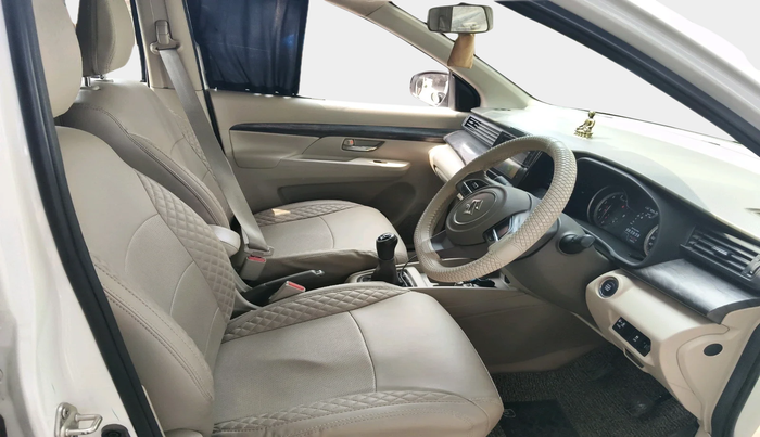 2024 Maruti Ertiga ZXI (O) CNG, Petrol, Manual, 16,652 km, interior