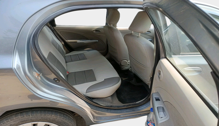 2013 Toyota Etios Liva G, Petrol, Manual, 43,948 km, interior