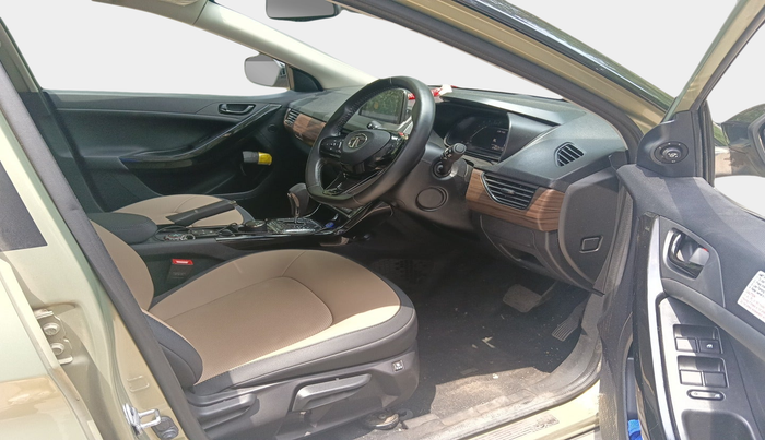 2023 Tata NEXON XZA PLUS LUX SUNROOF KAZIRANGA PETROL, Petrol, Automatic, 7,703 km, interior