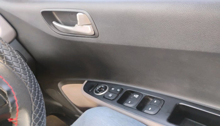 2015 Hyundai Xcent S 1.2, Petrol, Manual, 64,192 km, interior