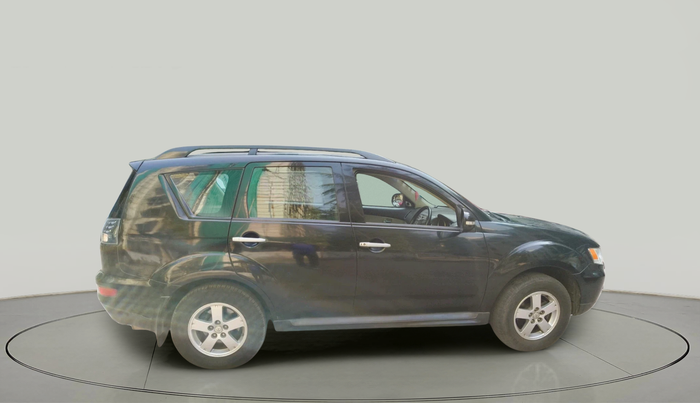 2012 Mitsubishi Outlander 2.4 MIVEC, Petrol, Automatic, 1,19,930 km, exterior