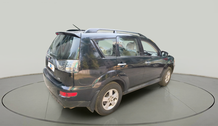 2012 Mitsubishi Outlander 2.4 MIVEC, Petrol, Automatic, 1,19,930 km, exterior