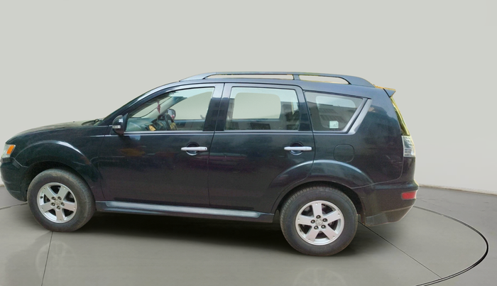 2012 Mitsubishi Outlander 2.4 MIVEC, Petrol, Automatic, 1,19,930 km, exterior