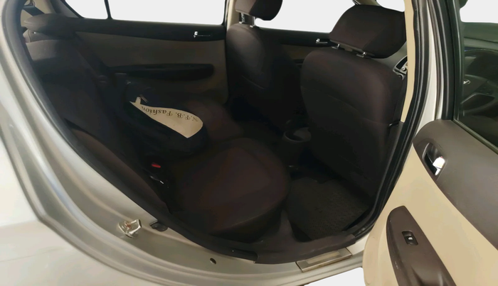 2012 Hyundai i20 SPORTZ 1.2, Petrol, Manual, 33,382 km, interior