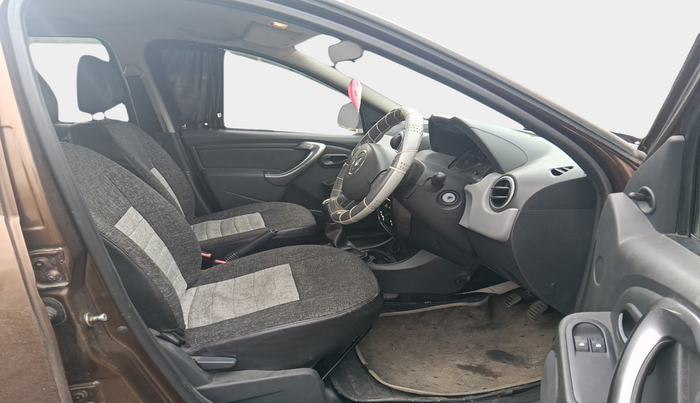 2014 Renault Duster 85 PS RXE DIESEL, Diesel, Manual, 1,22,250 km, interior