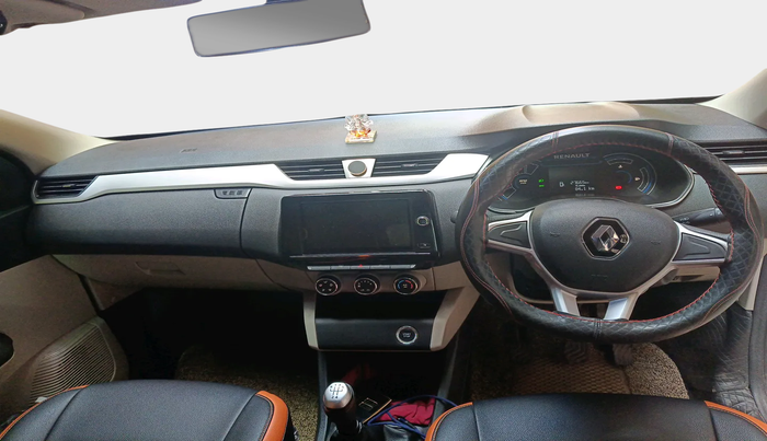 2020 Renault TRIBER RXZ, Petrol, Manual, 27,665 km, interior