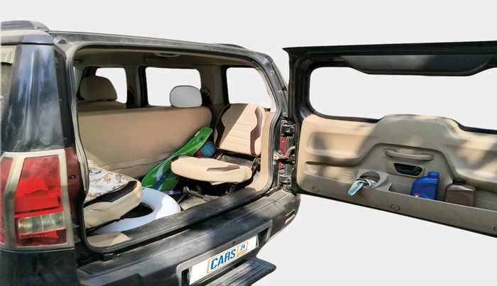 2015 Mahindra TUV300 T8, Diesel, Manual, 86,676 km, exterior