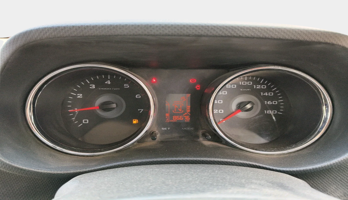 2015 Mahindra TUV300 T8, Diesel, Manual, 86,676 km, interior