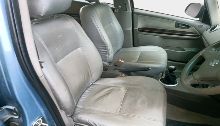 2011 Maruti SX4 VXI CNG, Petrol, Manual, 1,09,998 km, interior