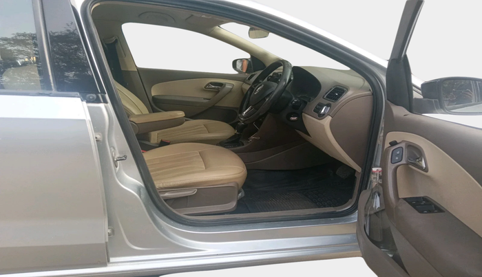 2015 Skoda Rapid 1.5 TDI CR ELEGANCE AT, Diesel, Automatic, 1,27,533 km, interior