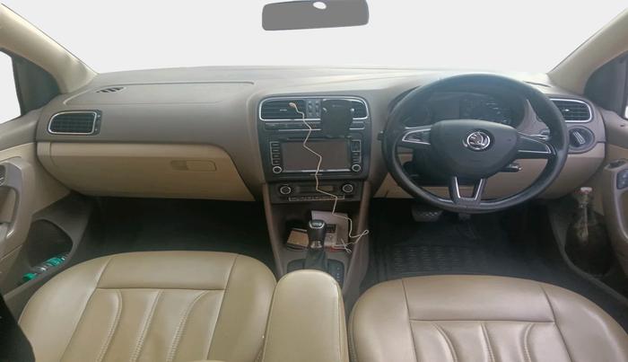 2015 Skoda Rapid 1.5 TDI CR ELEGANCE AT, Diesel, Automatic, 1,27,533 km, interior