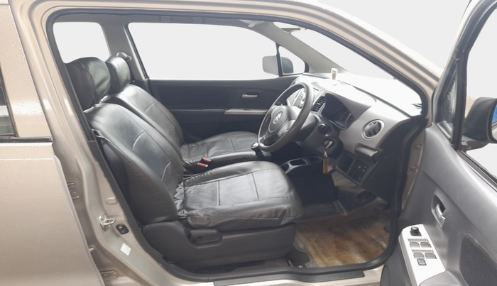 2010 Maruti Wagon R 1.0 VXI, Petrol, Manual, 1,02,163 km, interior