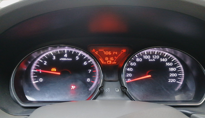 2011 Nissan Sunny XV PETROL, Petrol, Manual, 70,614 km, interior