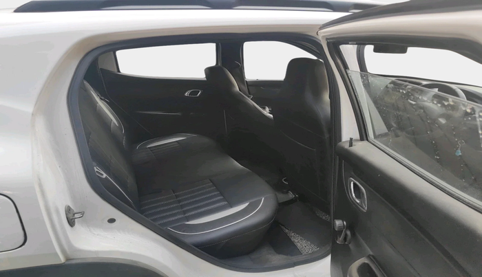 2019 Renault Kwid RXT 1.0 AMT (O), Petrol, Automatic, 22,579 km, interior