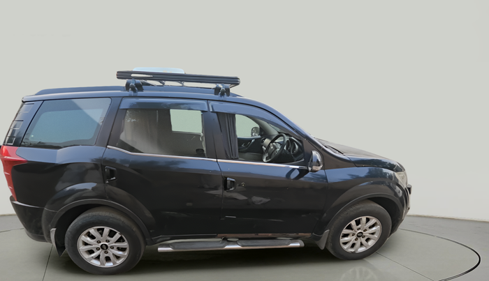 2016 Mahindra XUV500 W10, Diesel, Manual, 1,19,920 km, exterior