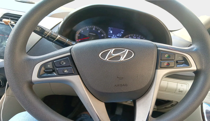 2012 Hyundai Verna FLUIDIC 1.6 VTVT EX, Petrol, Manual, 90,637 km, interior