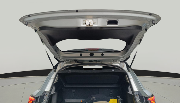 2024 Maruti Grand Vitara ALPHA PLUS HYBRID ECVT, Hybrid, Automatic, 10,876 km, exterior
